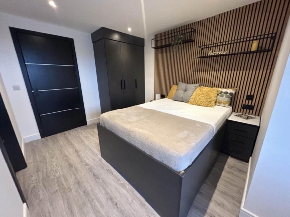 The Suites, 6-8 Aughton Street